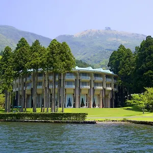 The Ashinoko **** Hakone